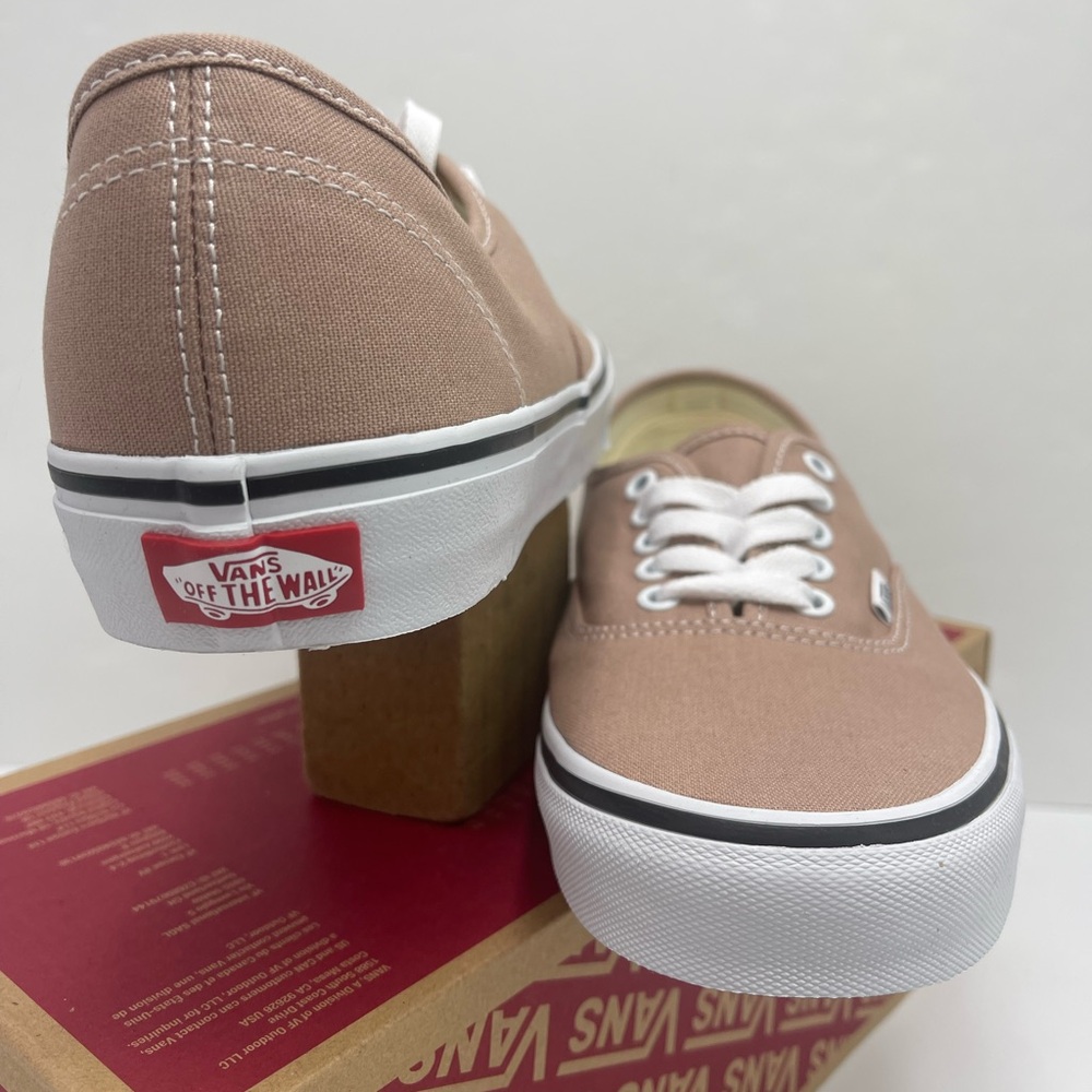 Vans Men’s Authentic
Color Theory Warm Taupe
VN000D8BE2V Sneakers - Picture 9 of 16